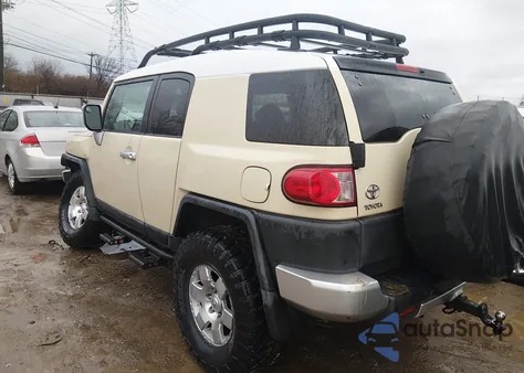 2008 Toyota Fj Cruiser из США, поврежденный, VIN JTEBU11F98K013704
